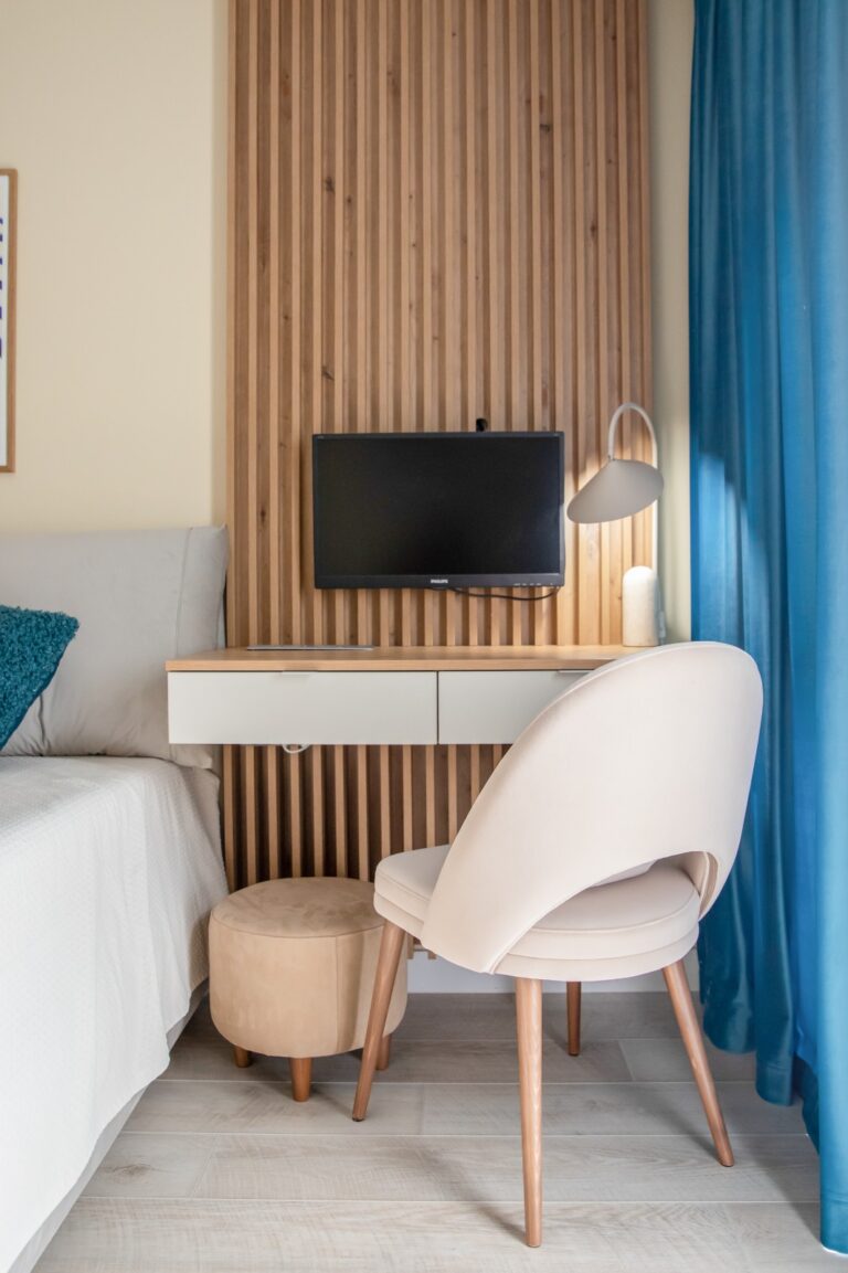 Working Late Dormitoare4